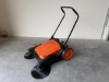 Χειροκίνητο Βιομηχανικό Σάρωθρο Noblelift NSW 920 (920mm | 40L)